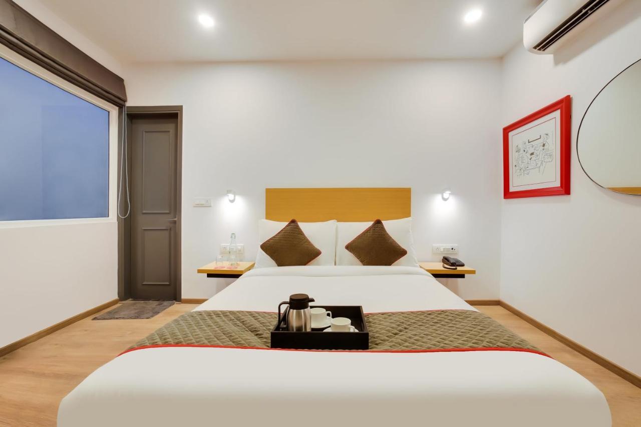 Oyo Townhouse 019 Anand Vihar Otel Yeni Delhi Dış mekan fotoğraf
