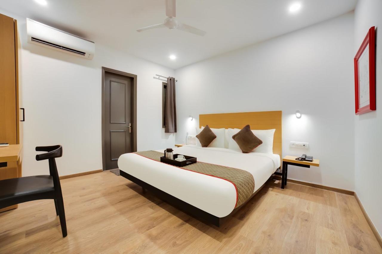 Oyo Townhouse 019 Anand Vihar Otel Yeni Delhi Dış mekan fotoğraf