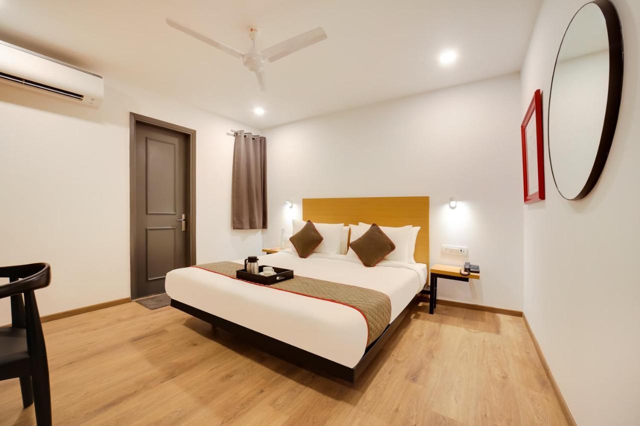 Oyo Townhouse 019 Anand Vihar Otel Yeni Delhi Dış mekan fotoğraf